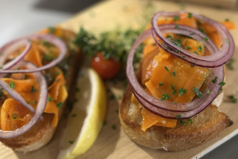 Bruschetta veganer Lachs