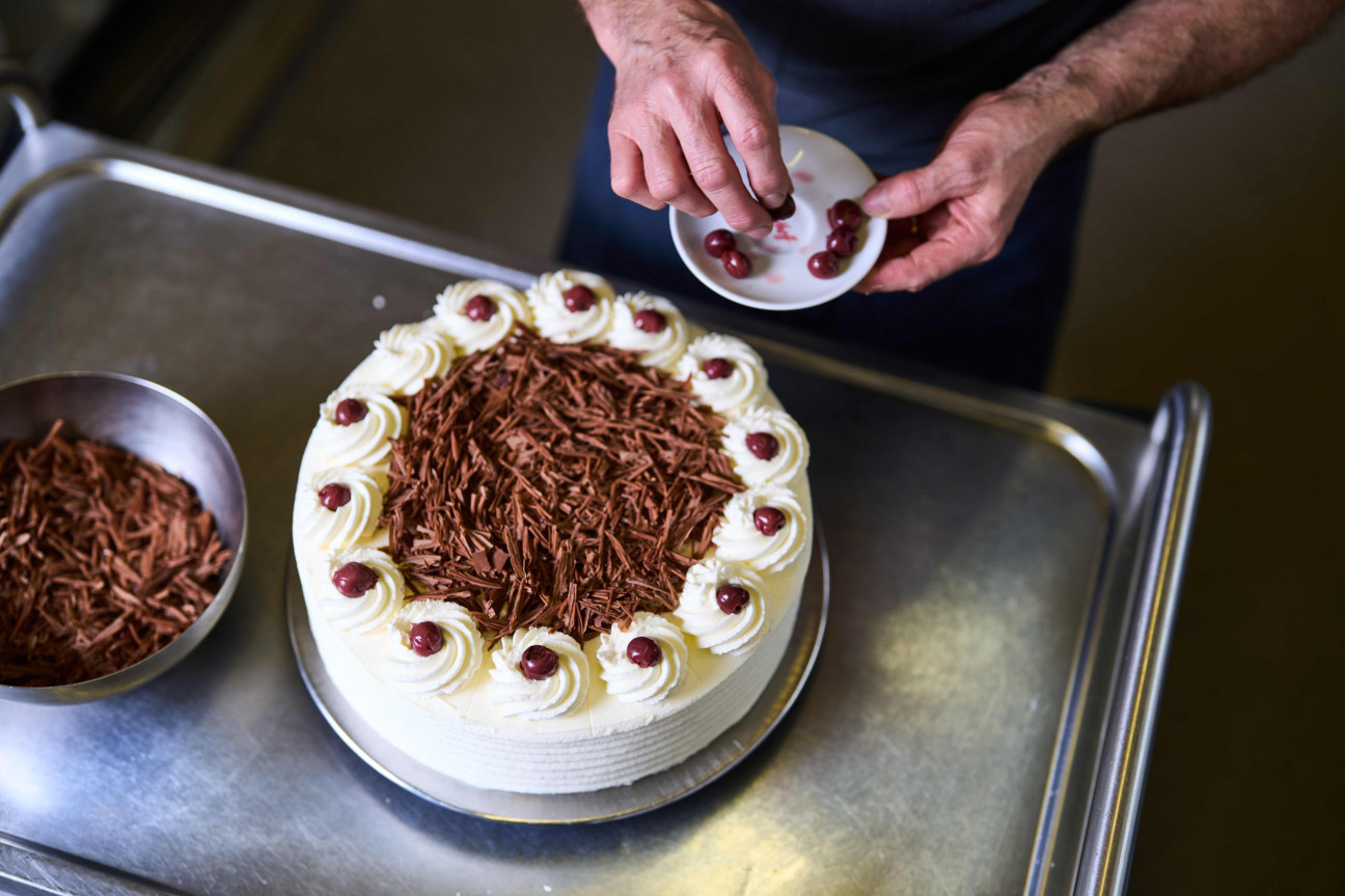Schwarzwälder-Kirsch-Torte