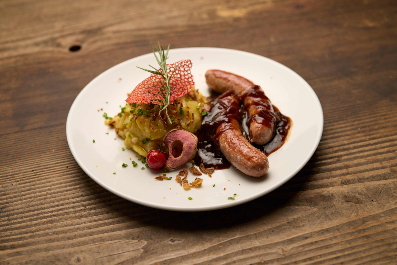 Bauernbratwürste mit Kartoffelsalat