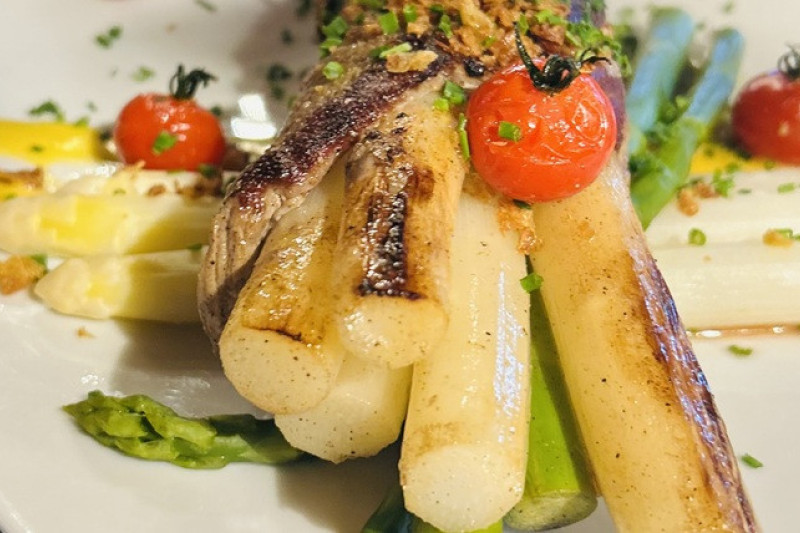 Spargel Roastbeef
